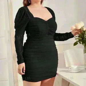 Black Sweetheart Neck Ruched Dress